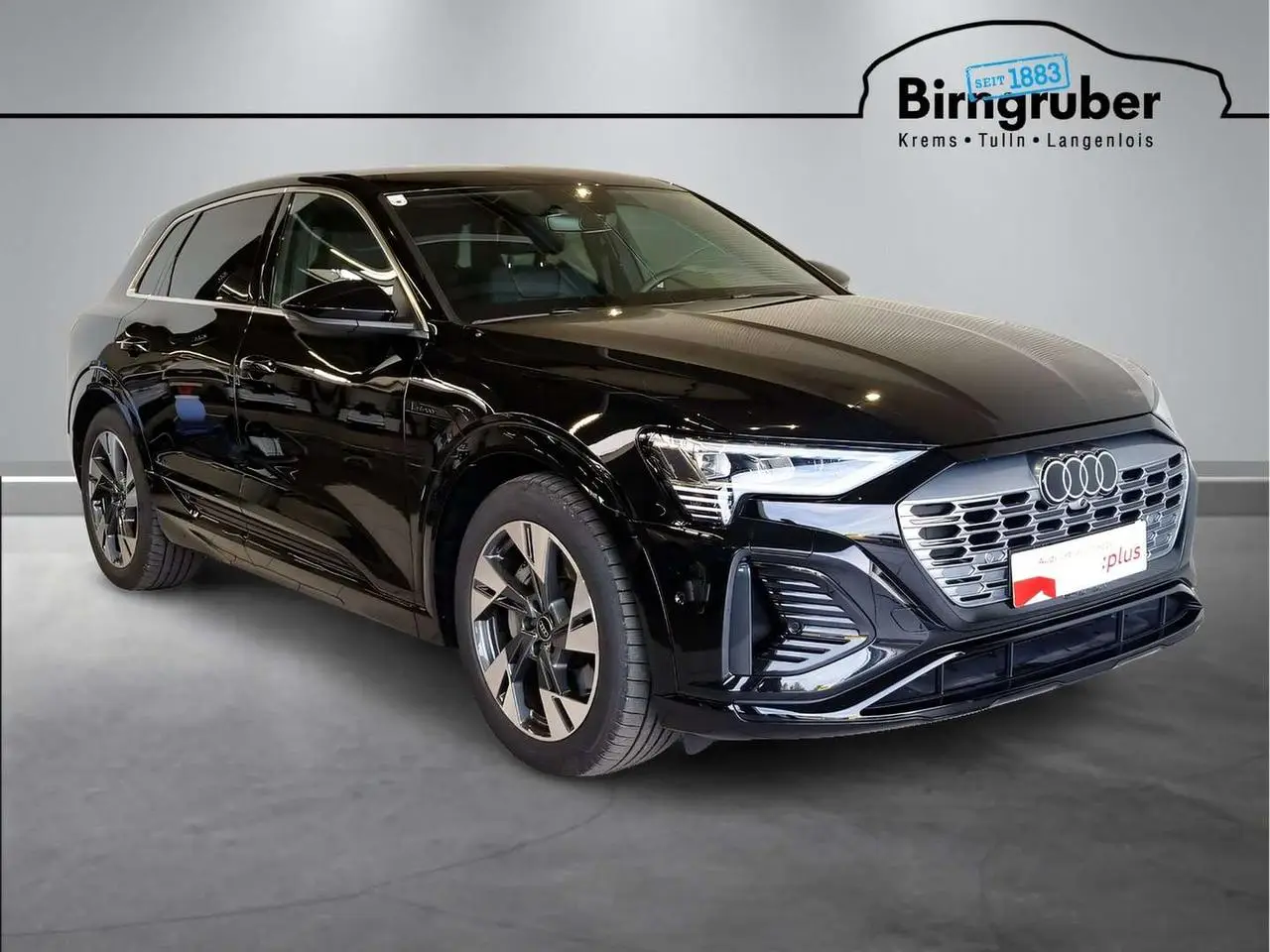 Photo 1 : Audi Q8 2023 Electric