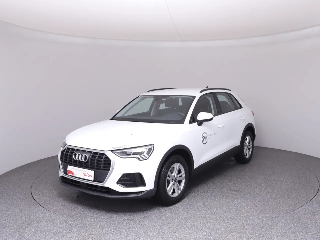 Photo 1 : Audi Q3 2024 Essence