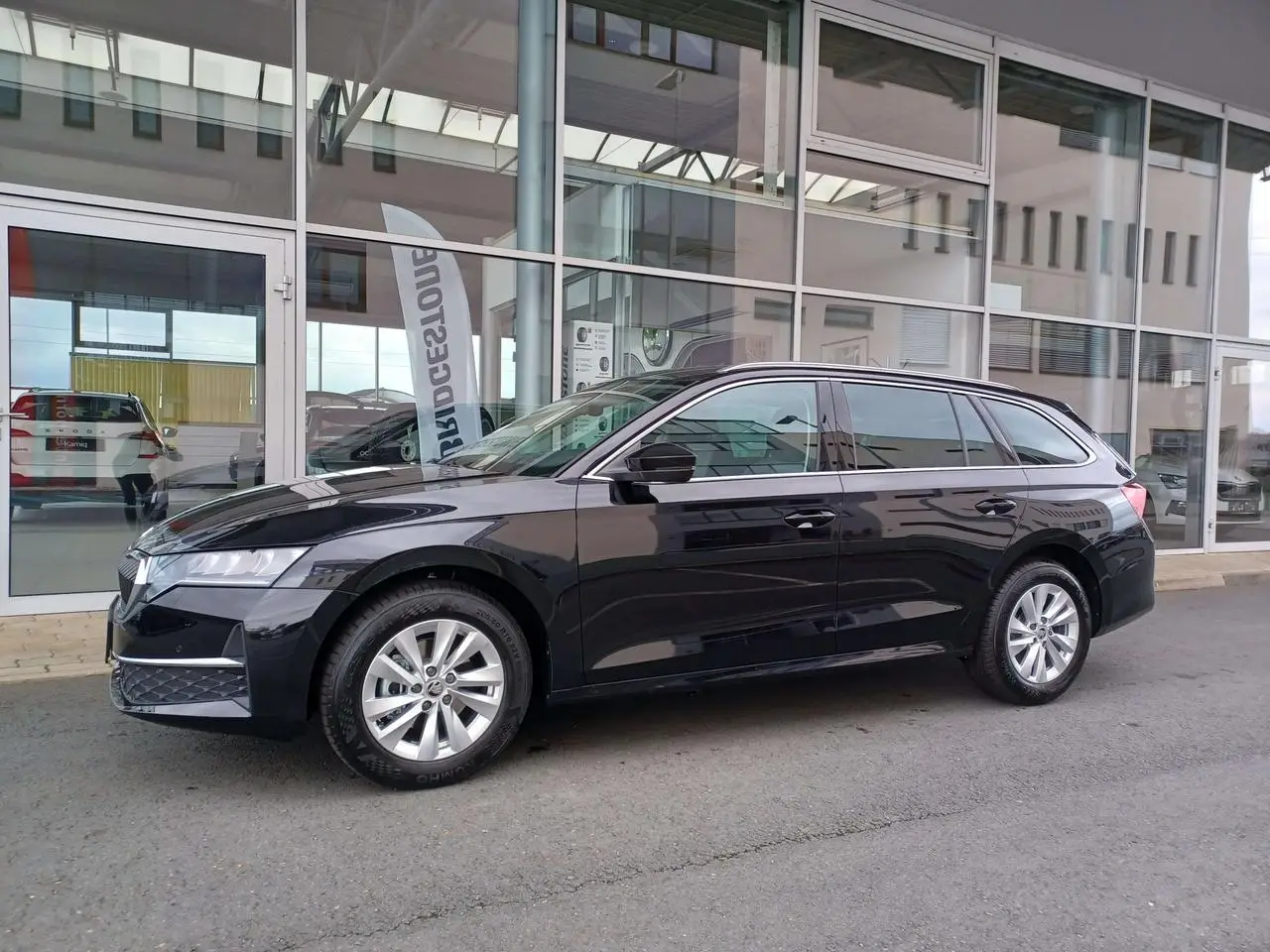 Photo 1 : Skoda Octavia 2024 Diesel