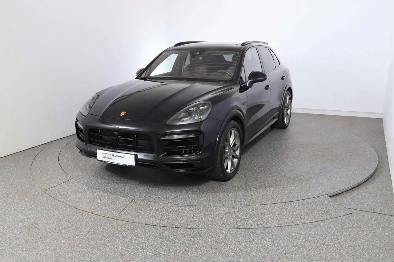 Photo 1 : Porsche Cayenne 2022 Hybrid