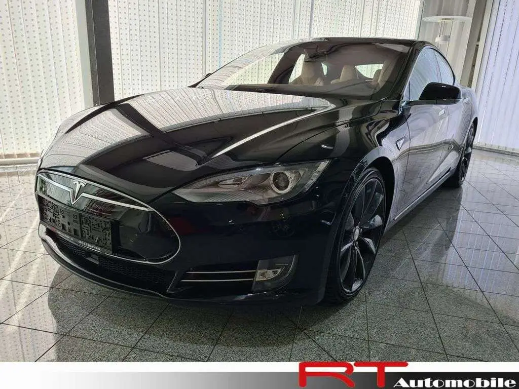 Photo 1 : Tesla Model S 2016 Électrique