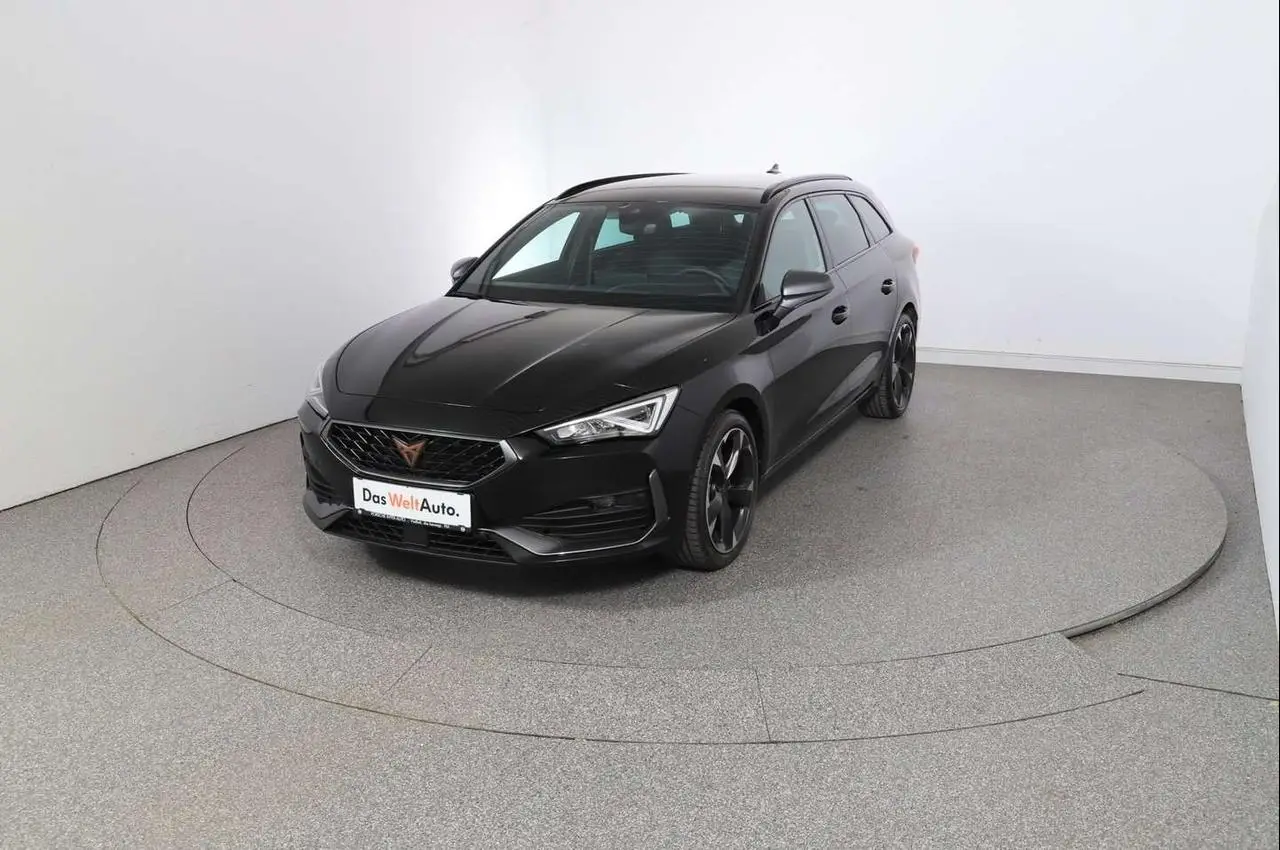 Photo 1 : Cupra Leon 2023 Petrol