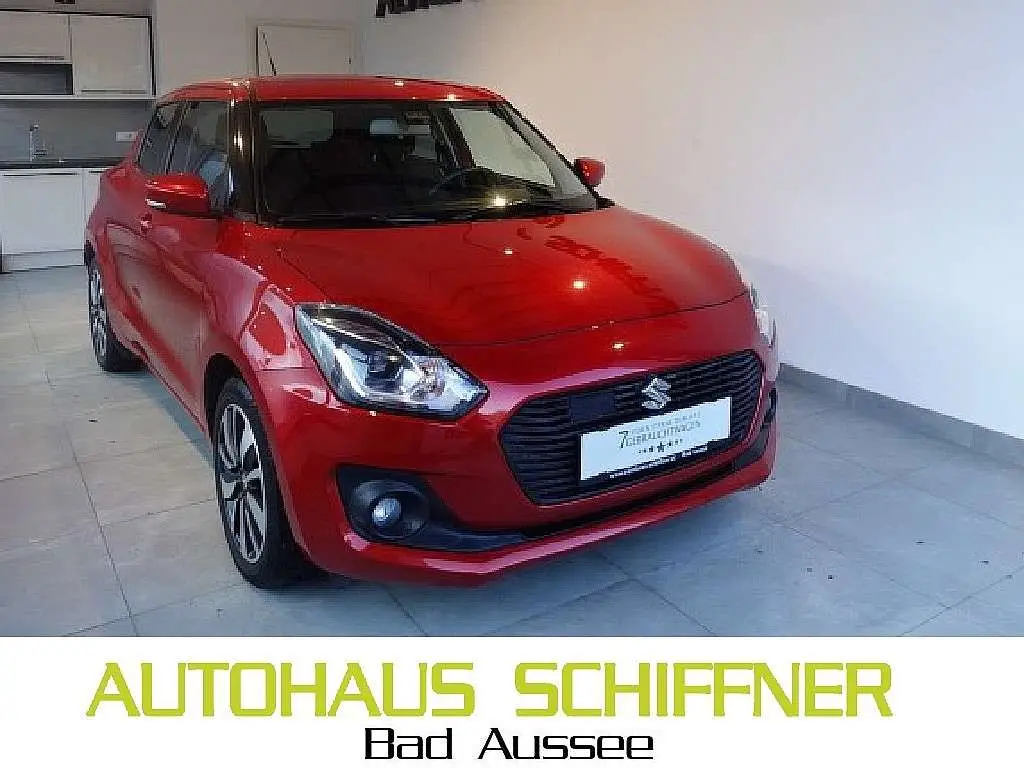 Photo 1 : Suzuki Swift 2017 Petrol