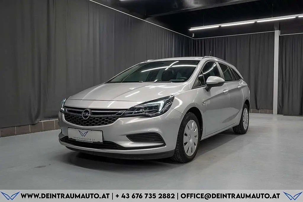 Photo 1 : Opel Astra 2019 Diesel