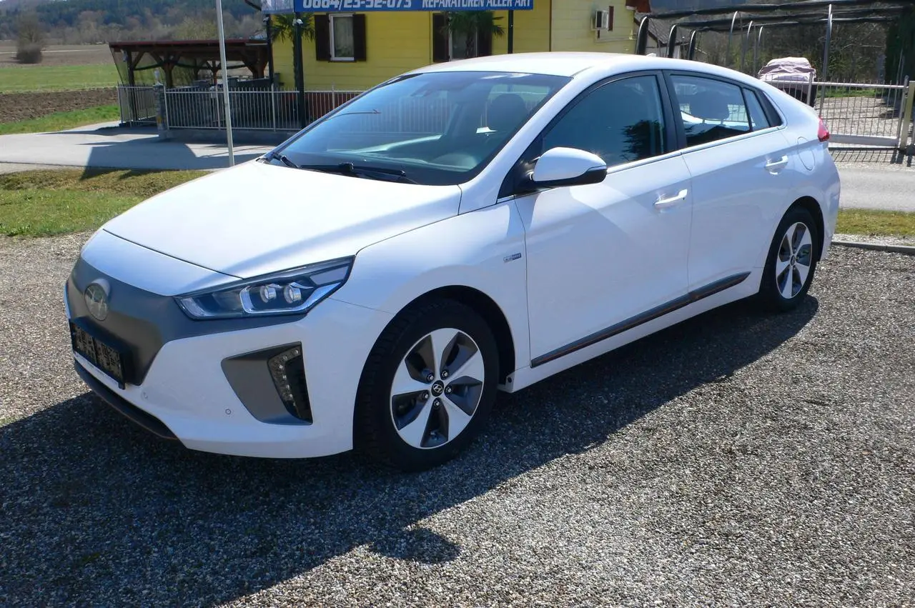 Photo 1 : Hyundai Ioniq 2017 Électrique