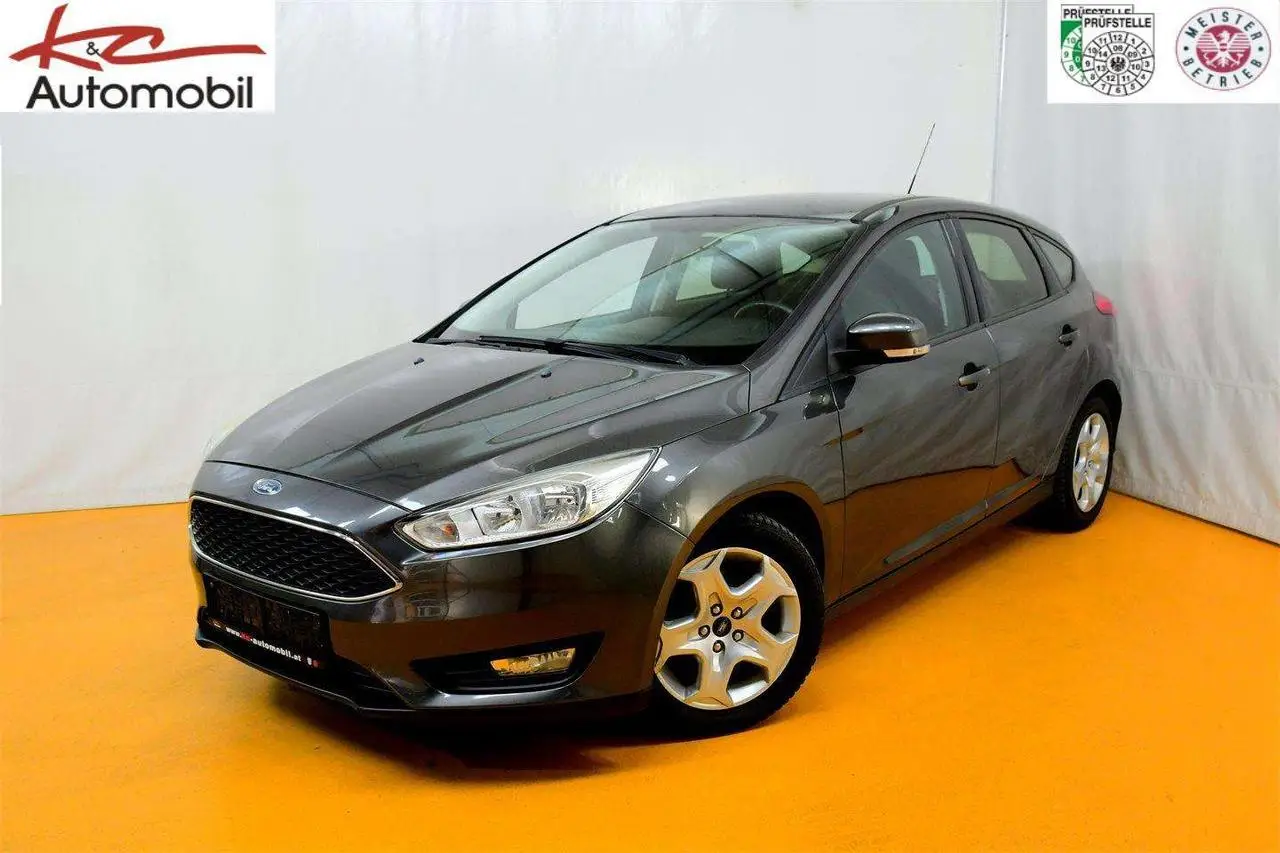 Photo 1 : Ford Focus 2015 Diesel