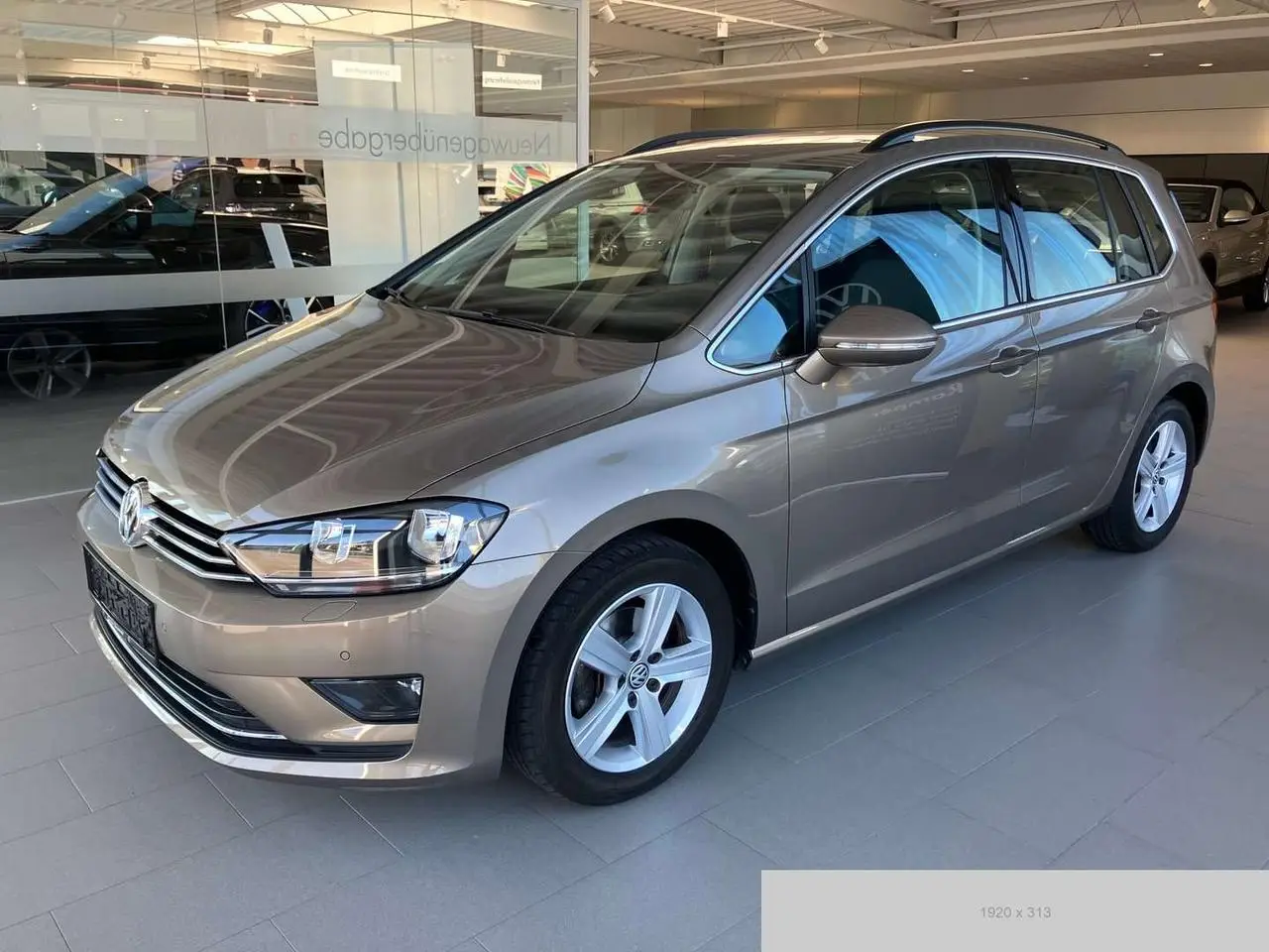 Photo 1 : Volkswagen Golf 2017 Petrol