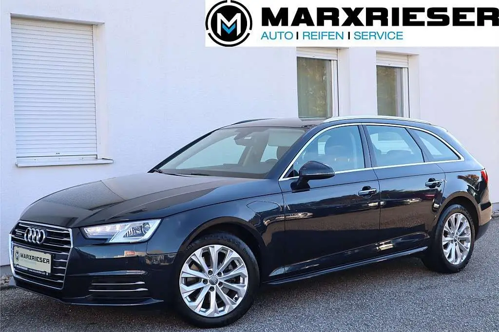 Photo 1 : Audi A4 2018 Diesel