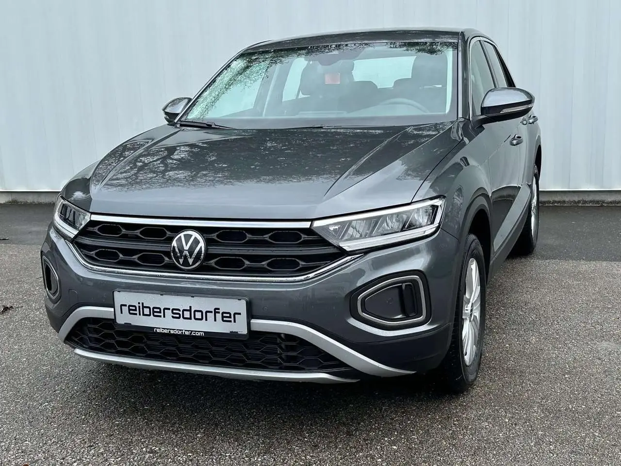 Photo 1 : Volkswagen T-roc 2024 Essence