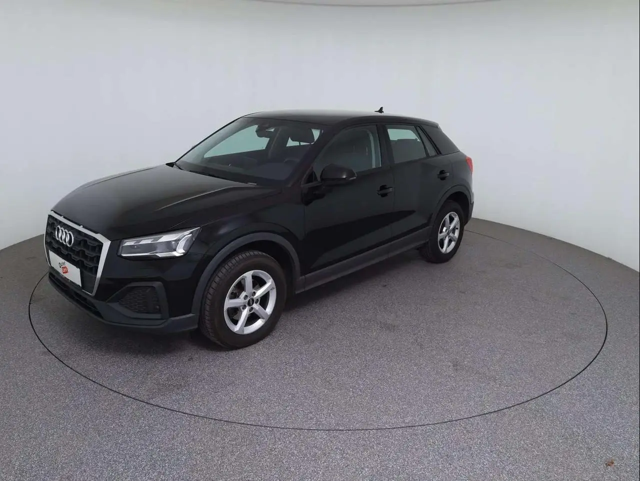 Photo 1 : Audi Q2 2021 Petrol