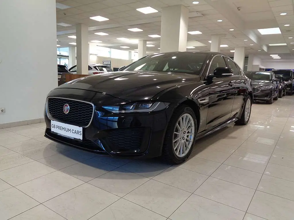 Photo 1 : Jaguar Xe 2020 Diesel