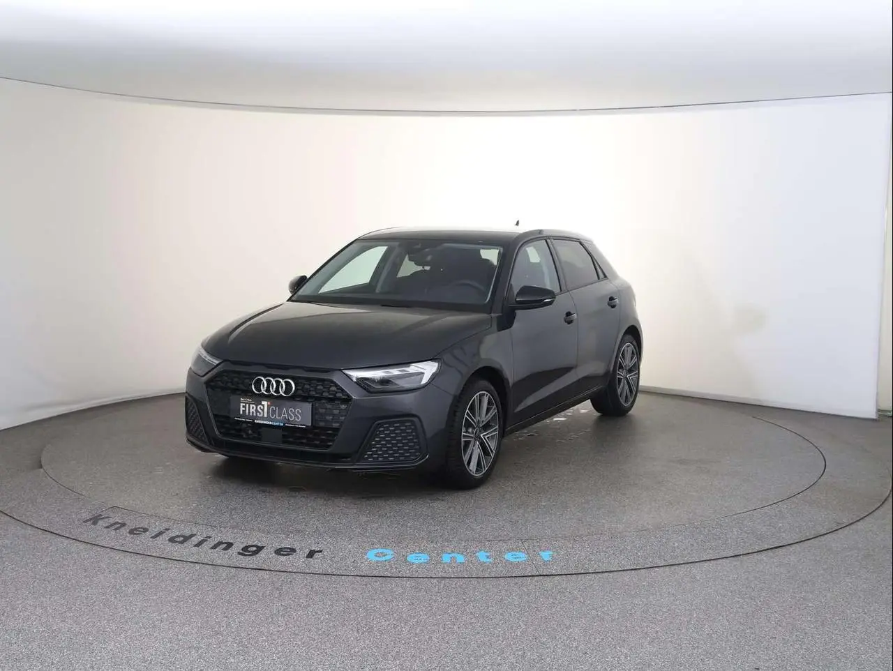 Photo 1 : Audi A1 2024 Essence