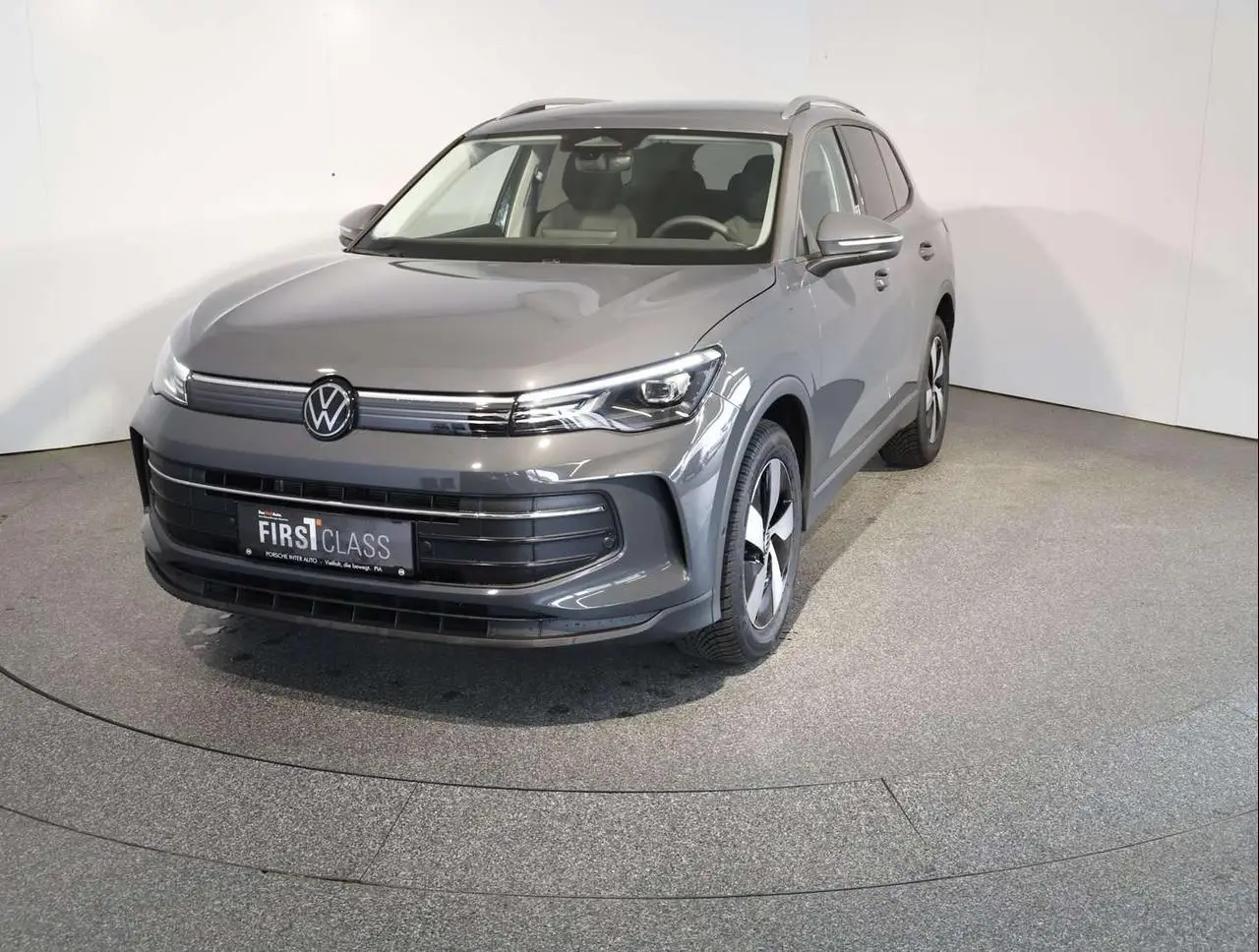 Photo 1 : Volkswagen Tiguan 2024 Petrol