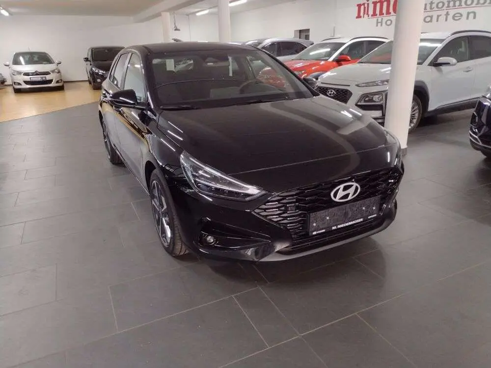 Photo 1 : Hyundai I30 2024 Petrol