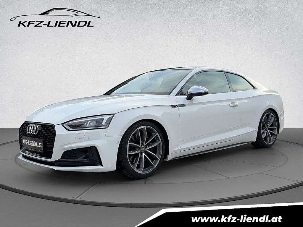 Photo 1 : Audi A5 2017 Essence