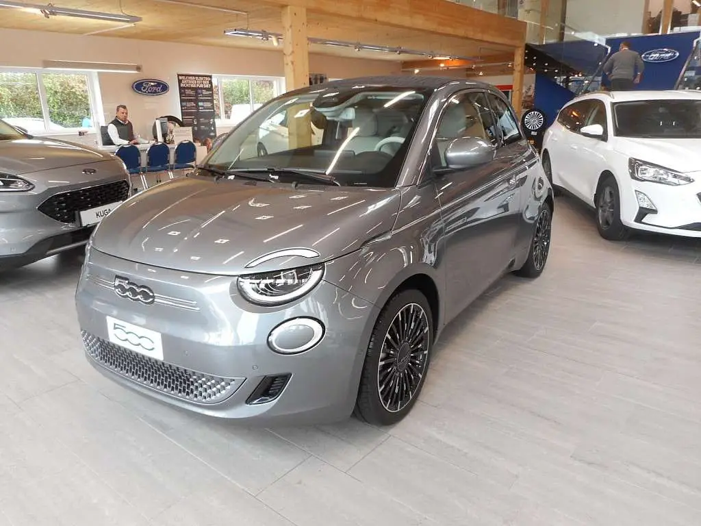 Photo 1 : Fiat 500c 2021 Électrique