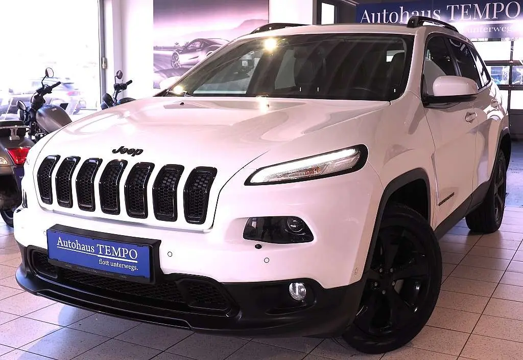 Photo 1 : Jeep Cherokee 2016 Diesel