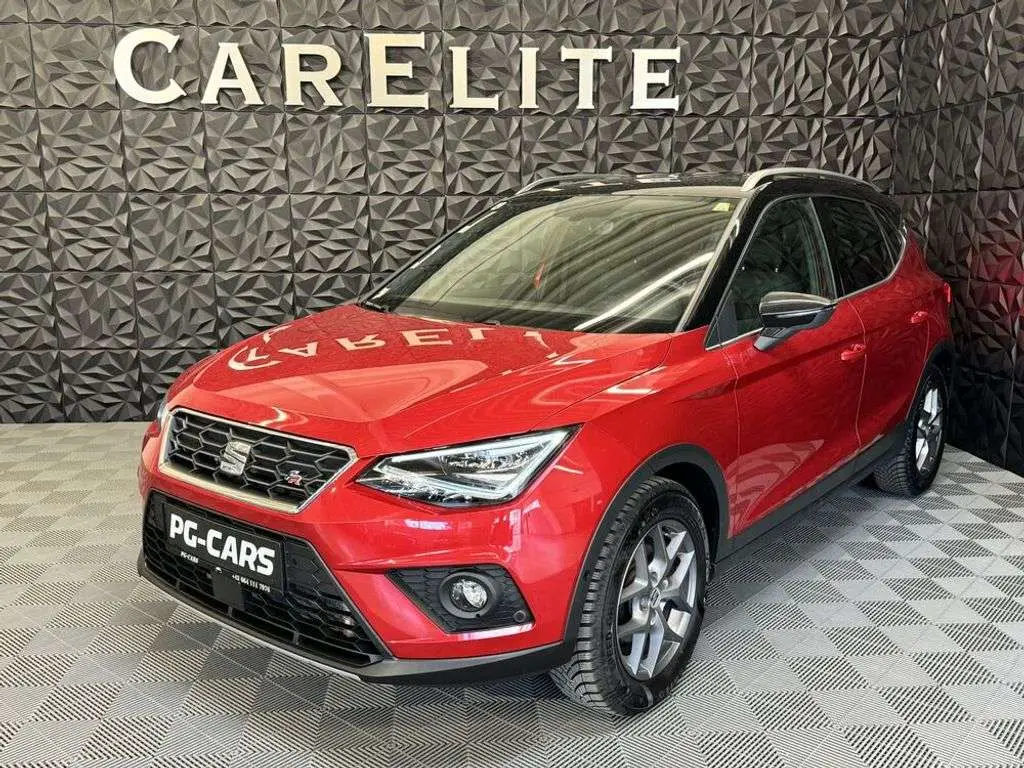 Photo 1 : Seat Arona 2021 Essence