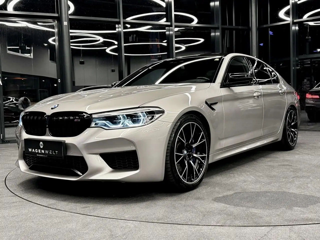 Photo 1 : Bmw M5 2018 Petrol