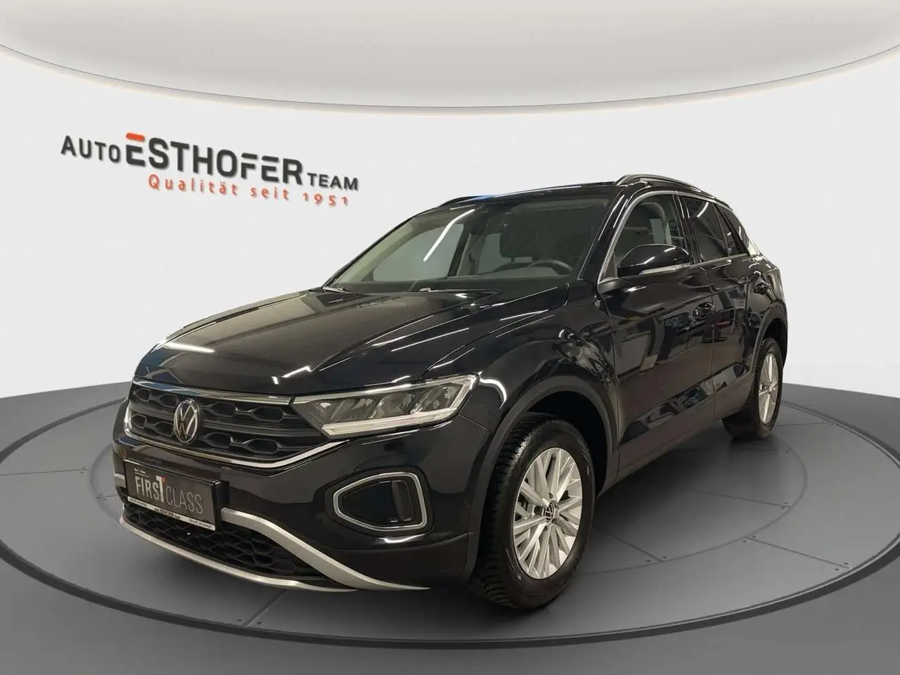 Photo 1 : Volkswagen T-roc 2024 Petrol