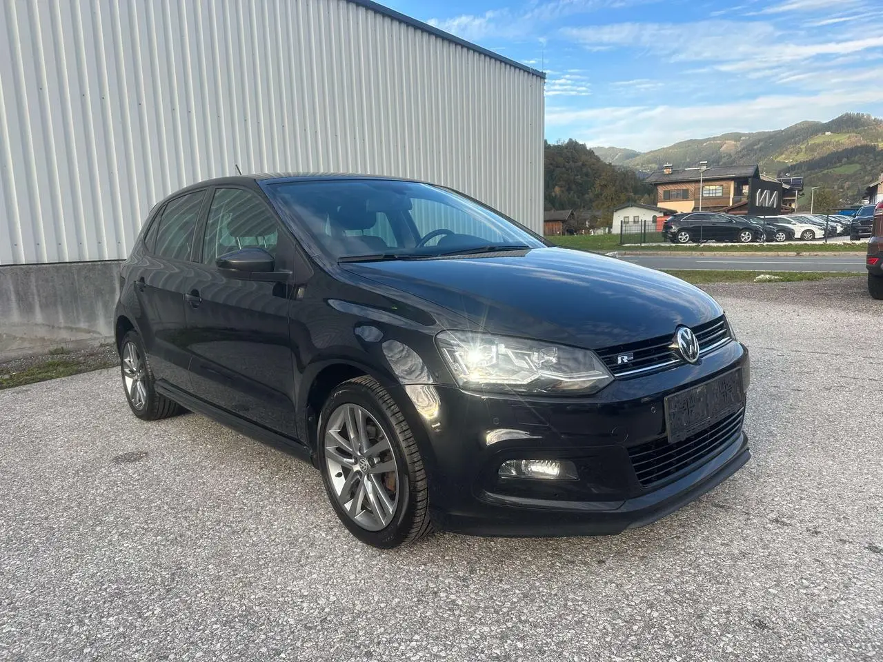 Photo 1 : Volkswagen Polo 2015 Petrol