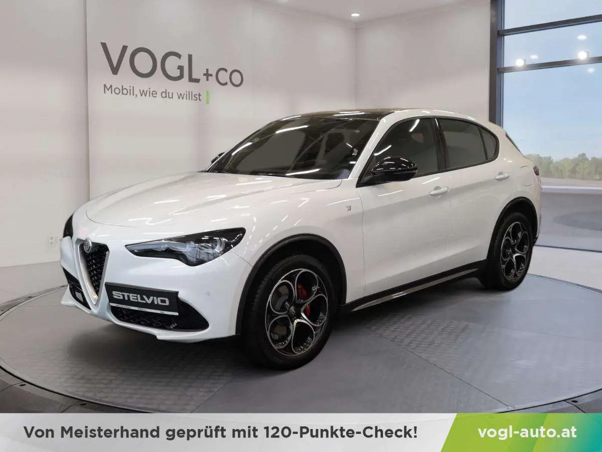 Photo 1 : Alfa Romeo Stelvio 2024 Diesel