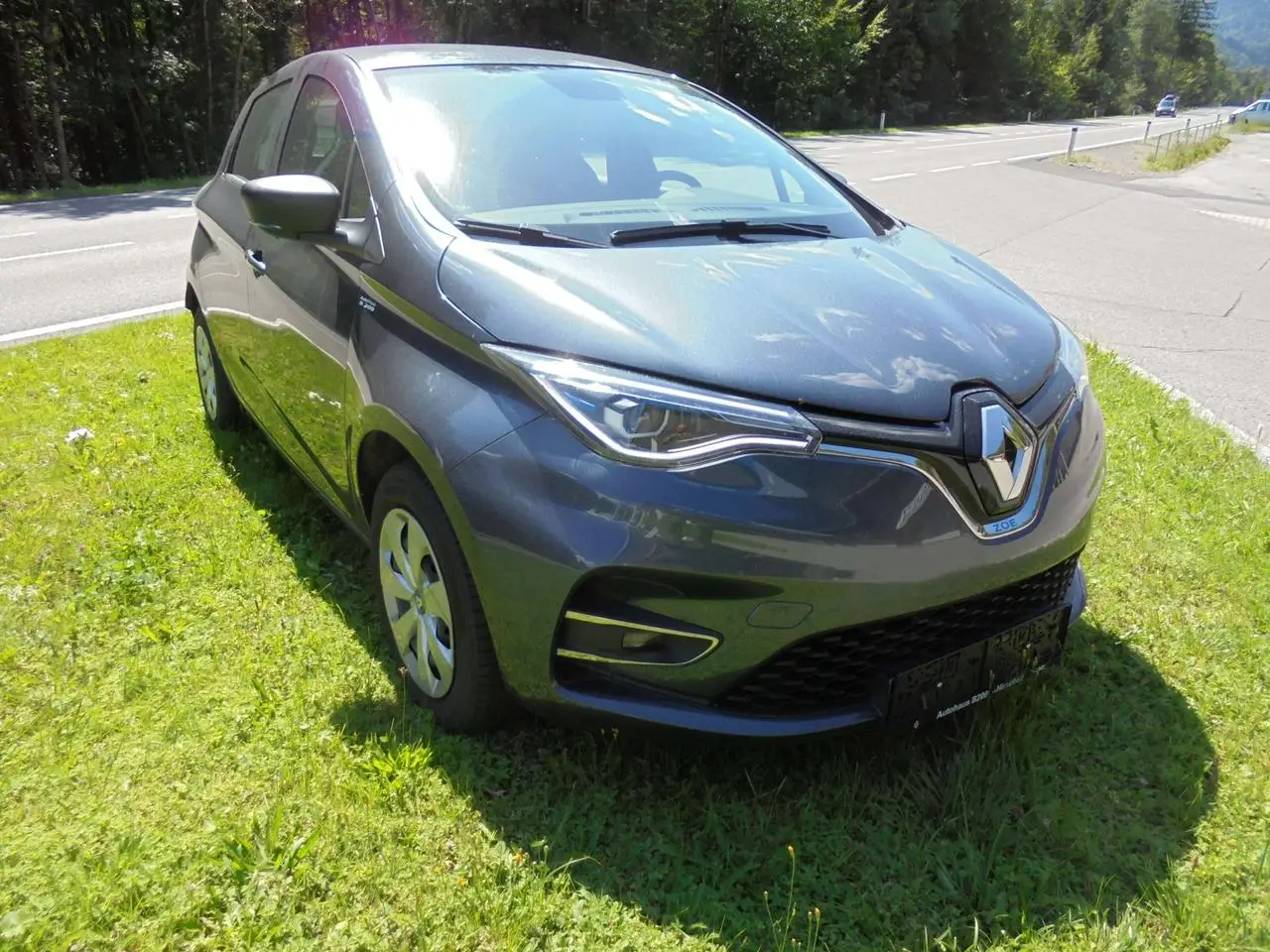 Photo 1 : Renault Zoe 2020 Électrique