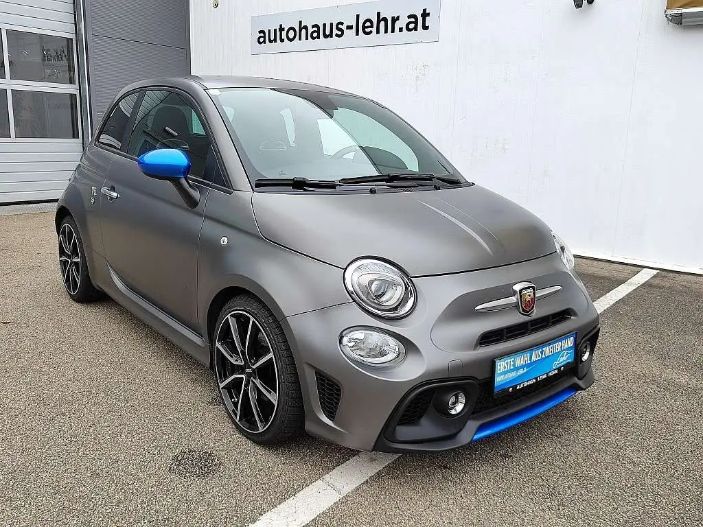 Photo 1 : Abarth 595 2022 Petrol