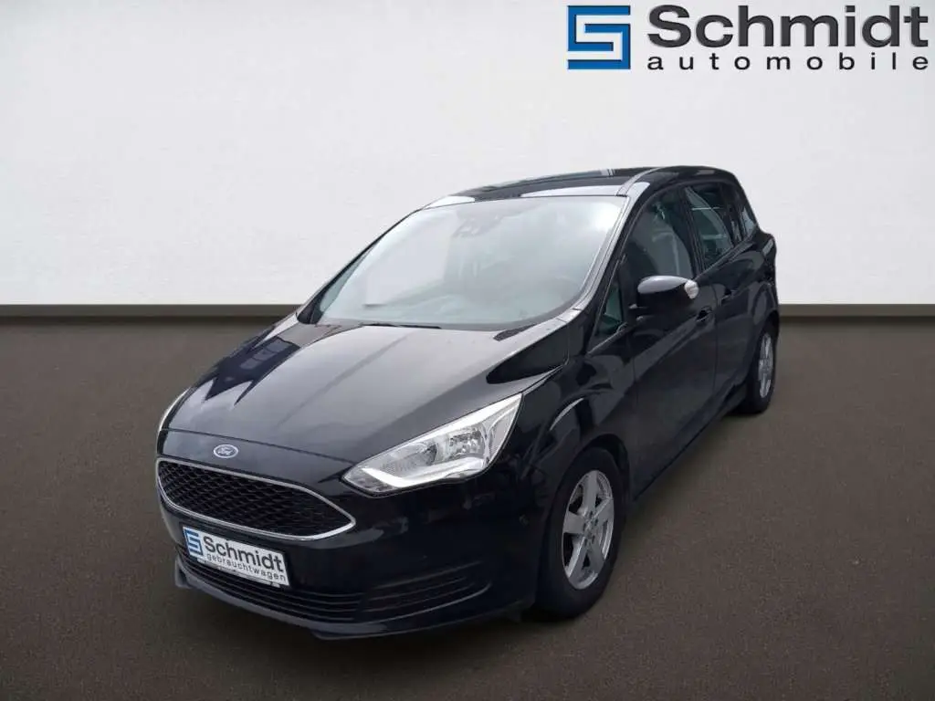 Photo 1 : Ford Grand C-max 2016 Essence