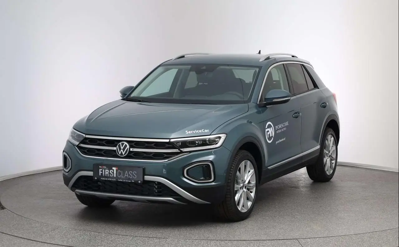 Photo 1 : Volkswagen T-roc 2024 Petrol