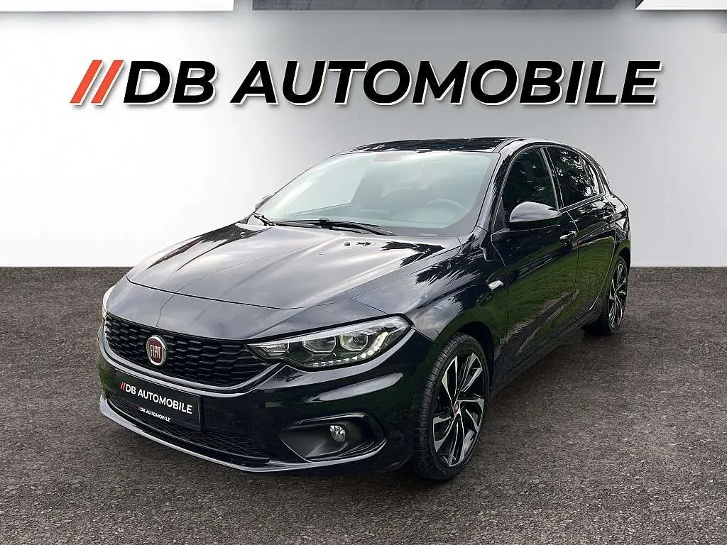 Photo 1 : Fiat Tipo 2019 Essence