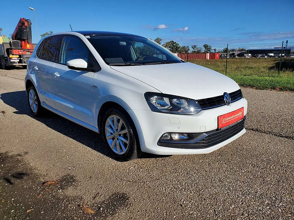 Photo 1 : Volkswagen Polo 2015 Essence