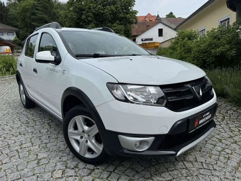 Photo 1 : Dacia Sandero 2016 Essence