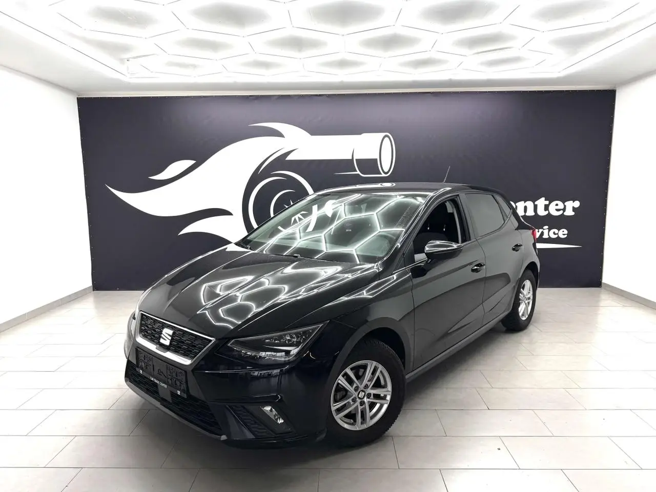 Photo 1 : Seat Ibiza 2017 Petrol