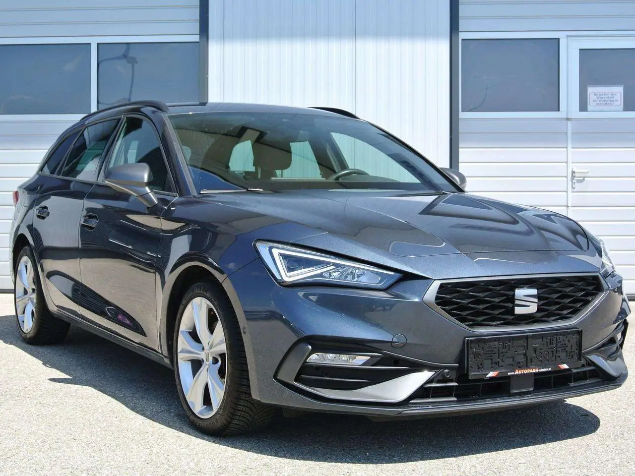 Photo 1 : Seat Leon 2022 Petrol