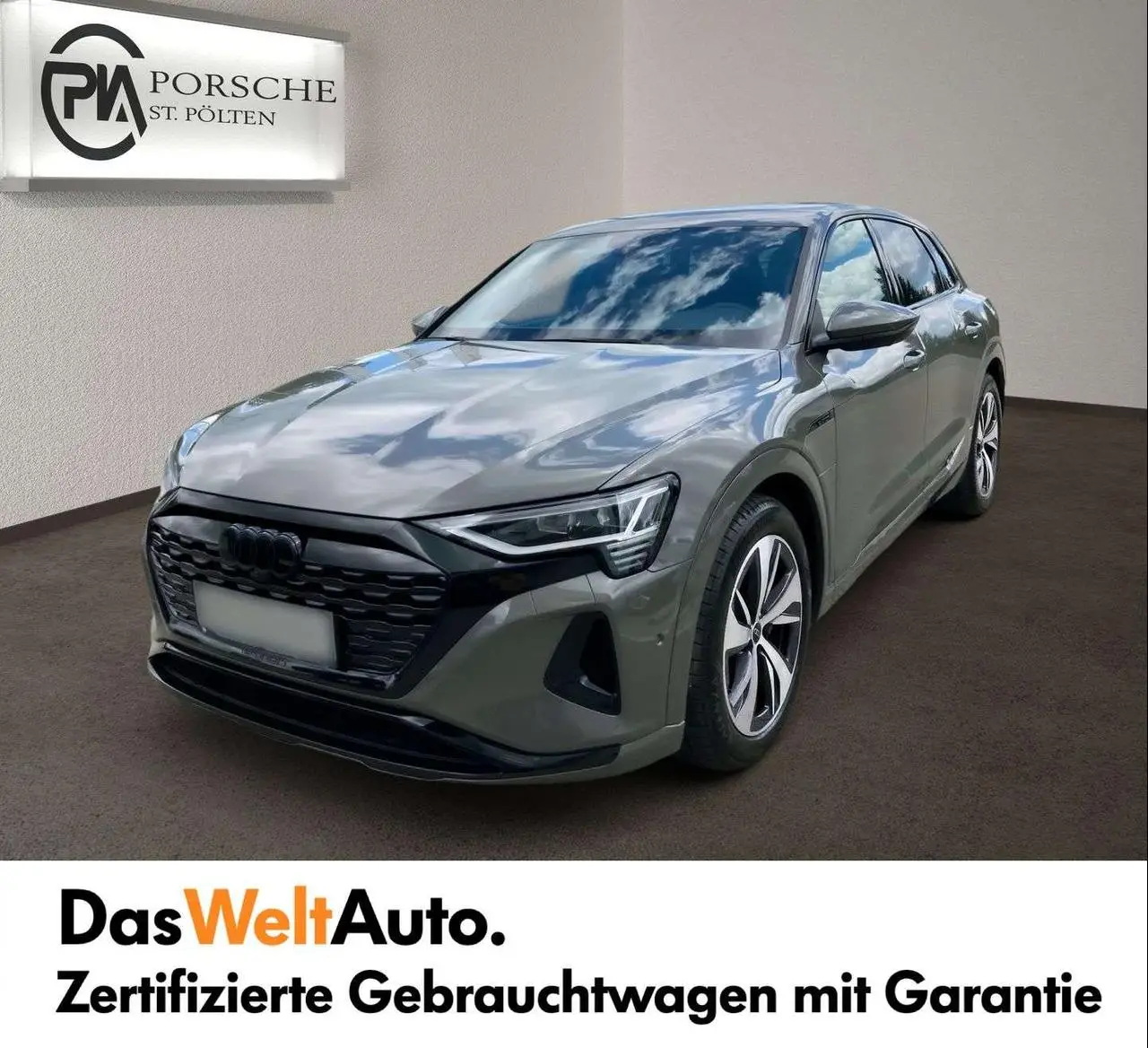 Photo 1 : Audi Q8 2024 Électrique