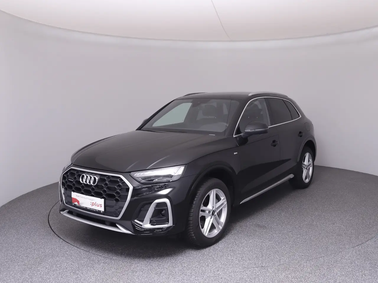 Photo 1 : Audi Q5 2024 Hybride