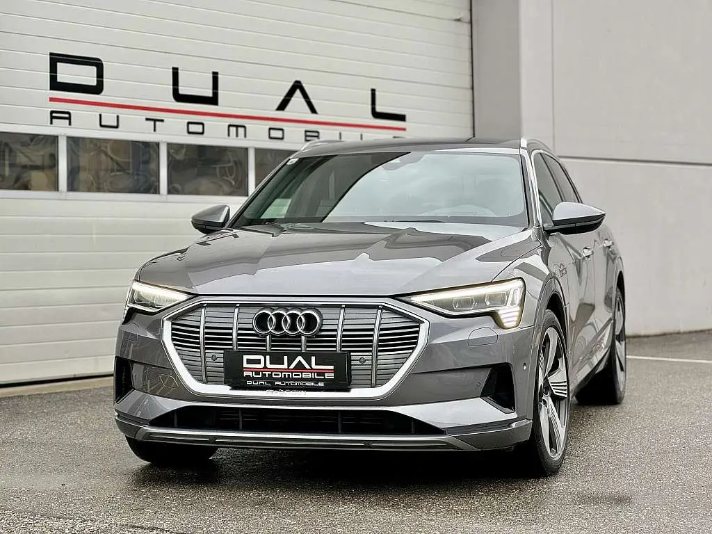 Photo 1 : Audi E-tron 2019 Électrique