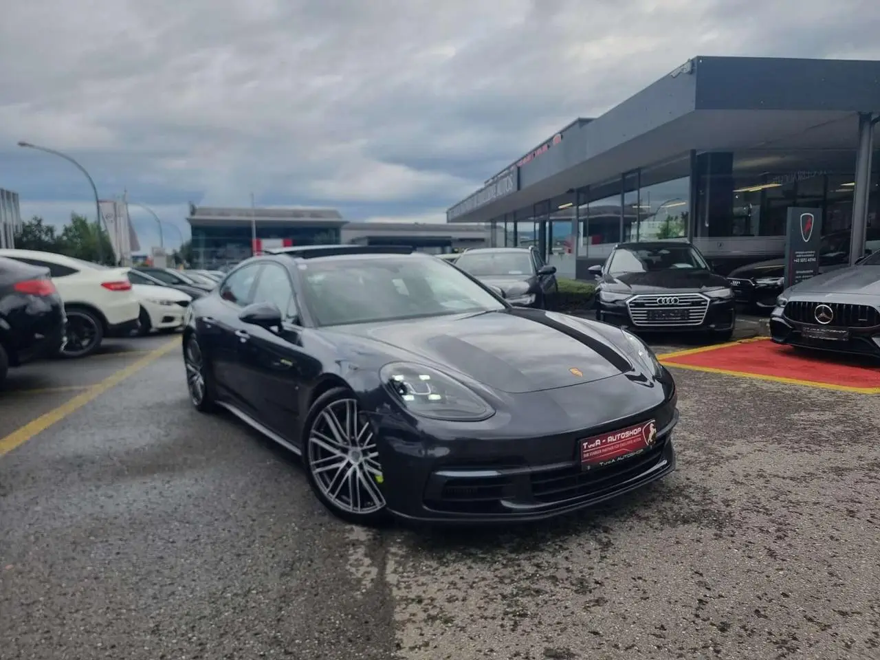 Photo 1 : Porsche Panamera 2017 Hybride