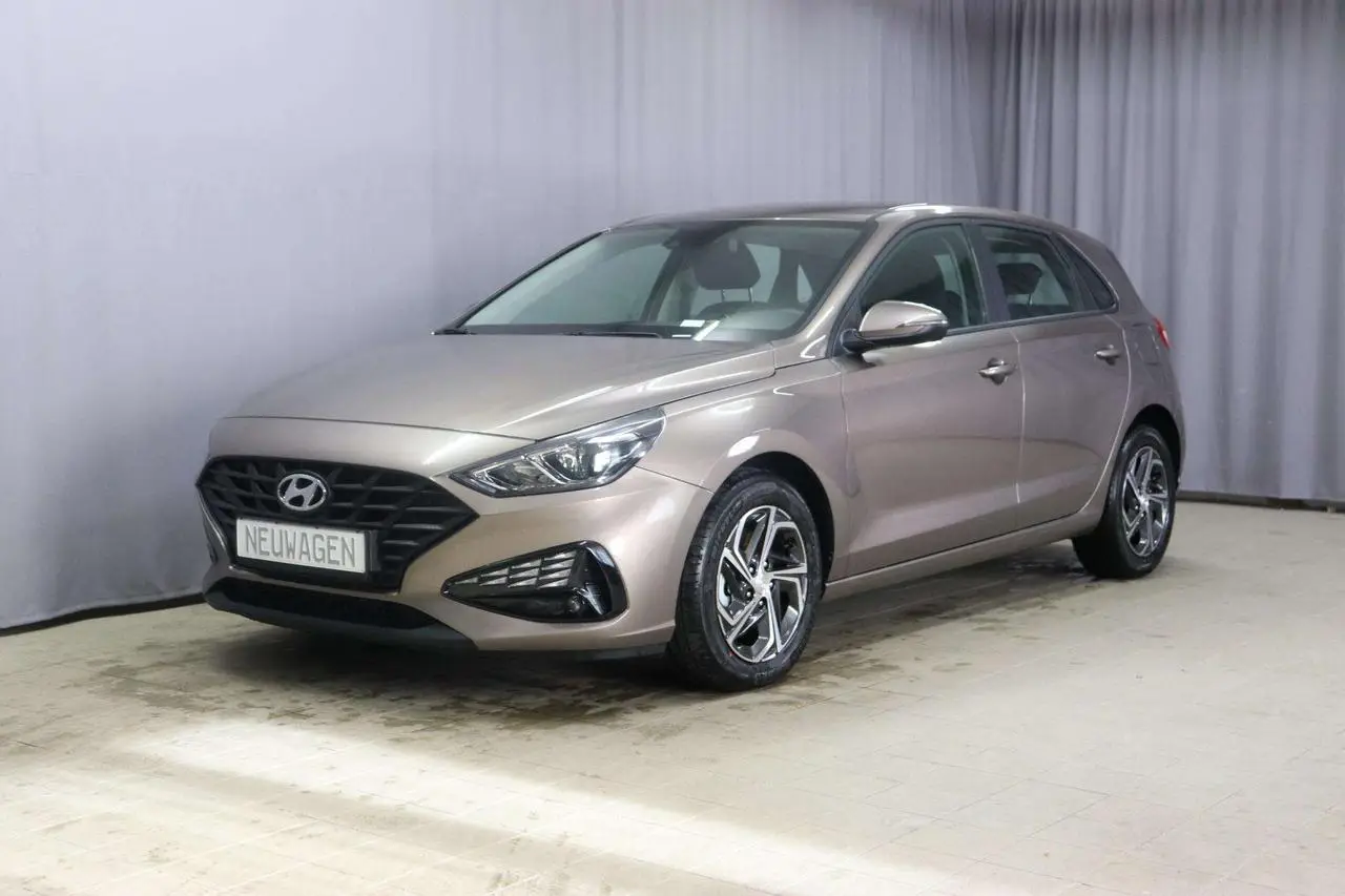 Photo 1 : Hyundai I30 2024 Petrol