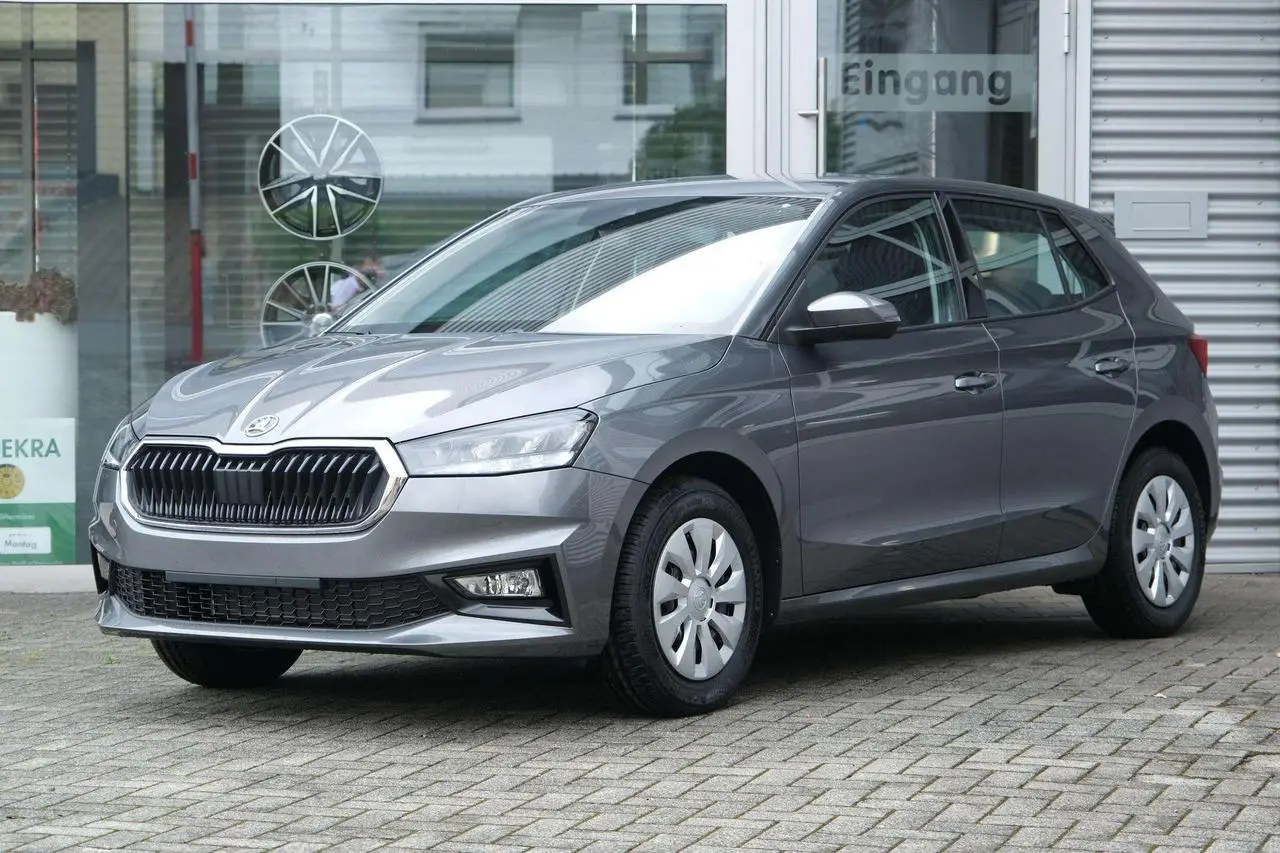 Photo 1 : Skoda Fabia 2024 Essence