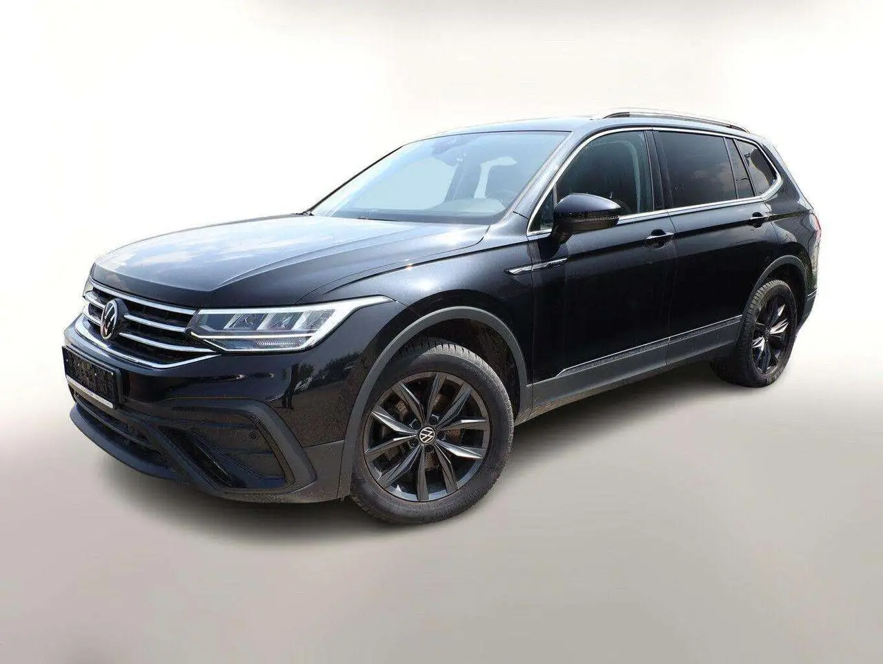 Photo 1 : Volkswagen Tiguan 2022 Essence