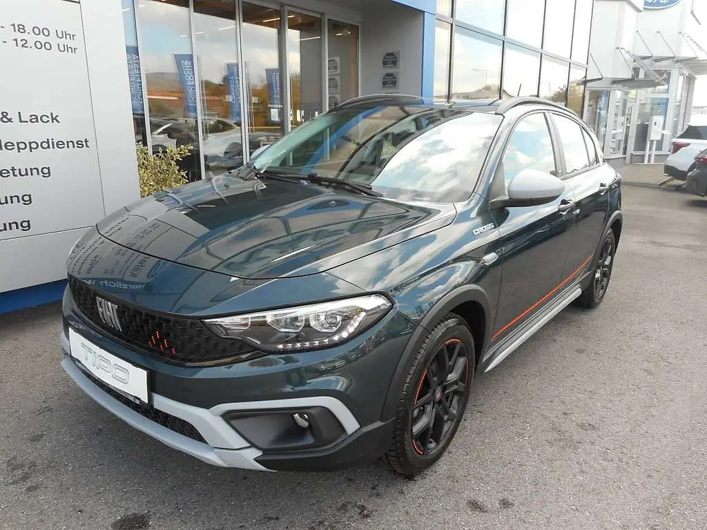 Photo 1 : Fiat Tipo 2023 Petrol