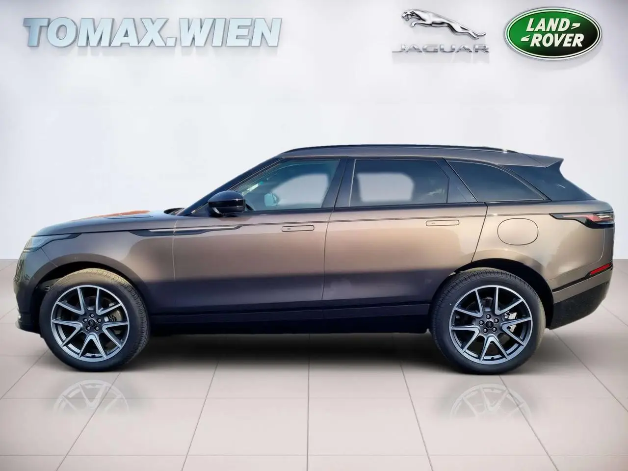 Photo 1 : Land Rover Range Rover Velar 2023 Essence