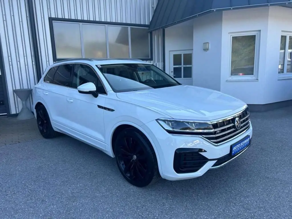 Photo 1 : Volkswagen Touareg 2019 Diesel