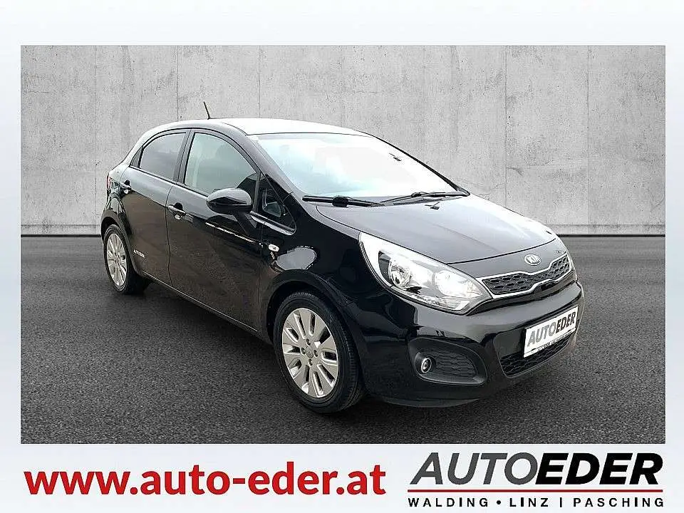 Photo 1 : Kia Rio 2015 Petrol