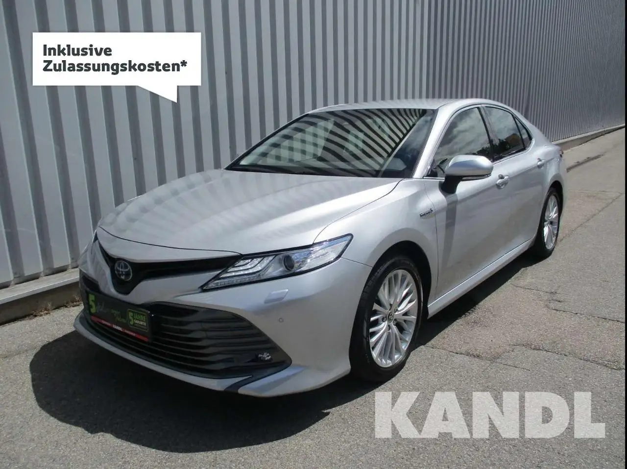 Photo 1 : Toyota Camry 2020 Hybrid