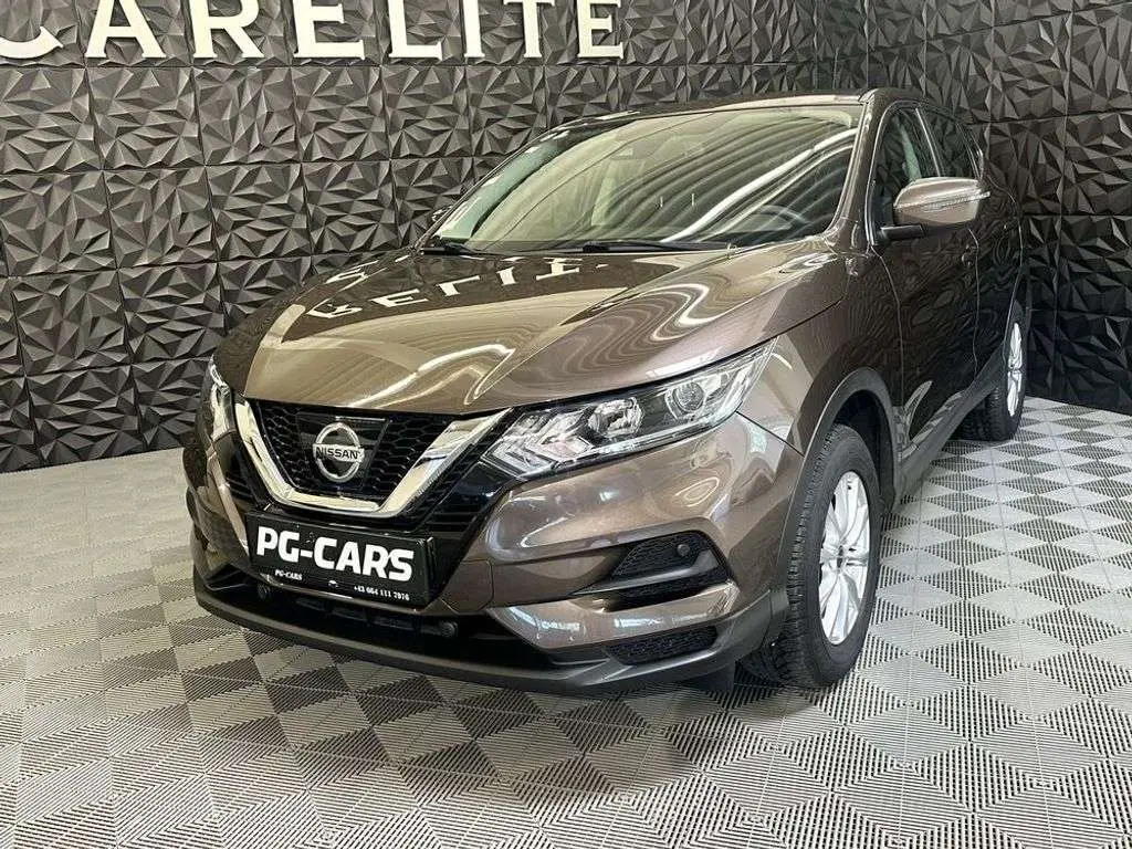 Photo 1 : Nissan Qashqai 2017 Essence