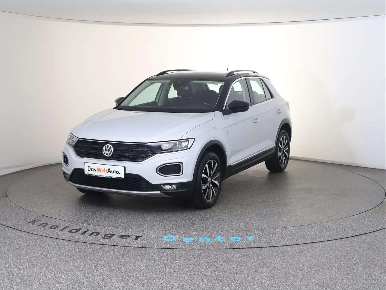 Photo 1 : Volkswagen T-roc 2018 Petrol