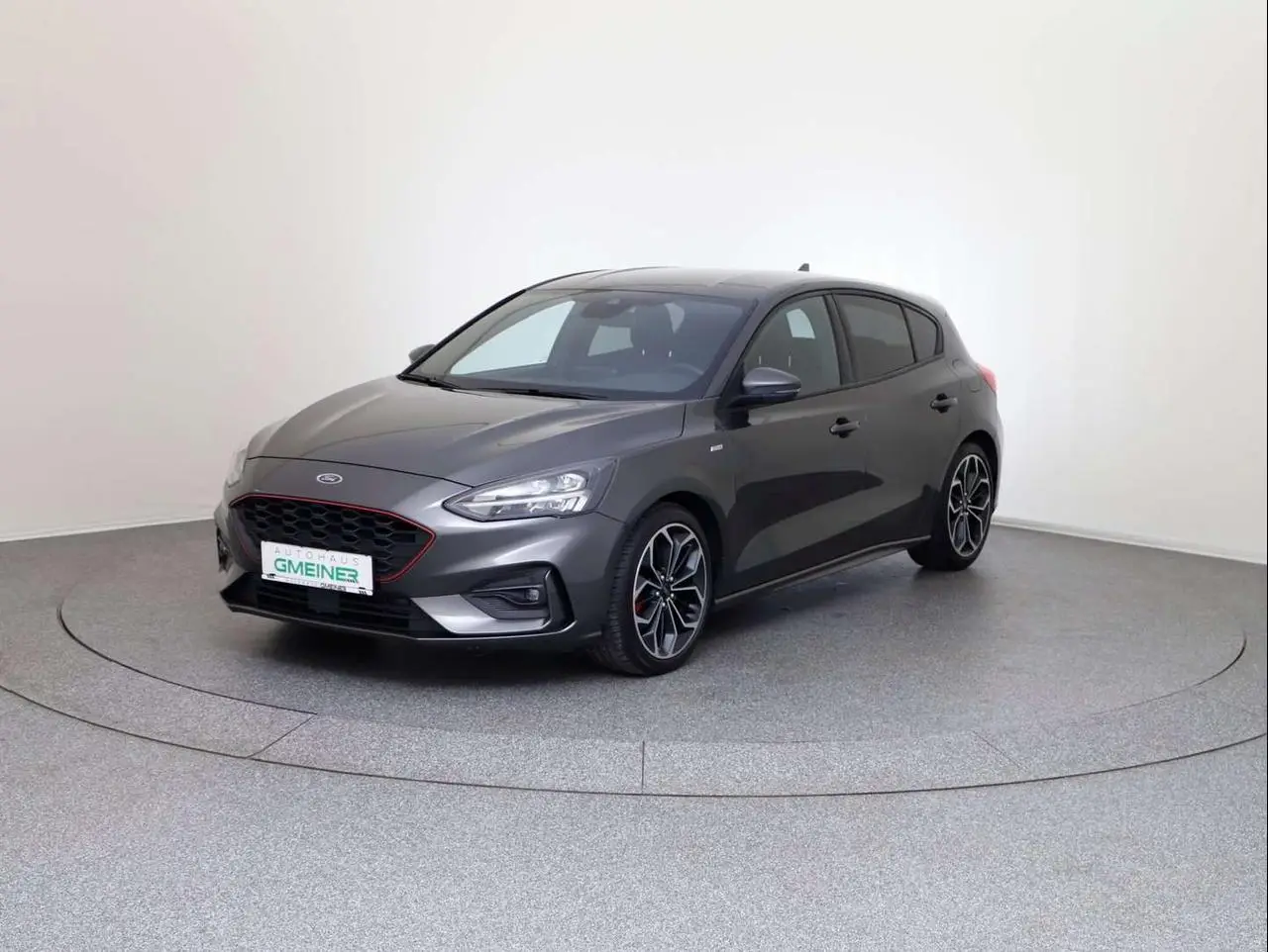 Photo 1 : Ford Focus 2019 Petrol